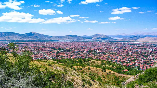 Isparta ilinden bir görünüm